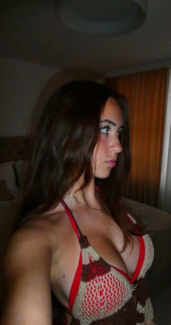Full leaked Emi shaka private photo