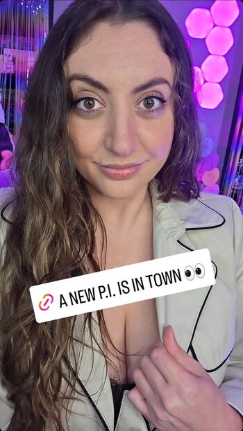 Full leaked Emidivergent private onlyfans photo