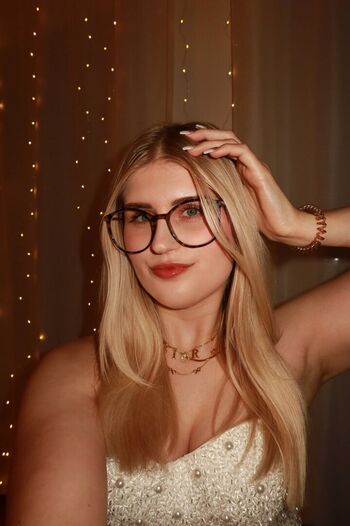 Full leaked Emiiliaaaoklahomaa private photo