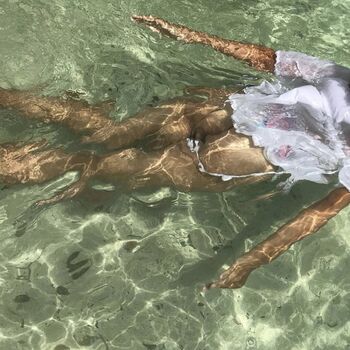 Full leaked Emiireuh private photo
