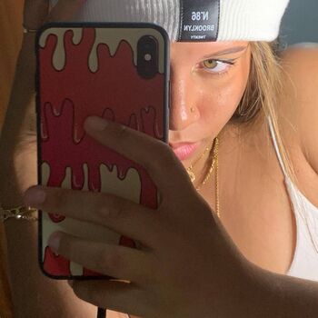 Full leaked Emiireuh private photo