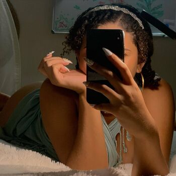 Full leaked Emiireuh private photo