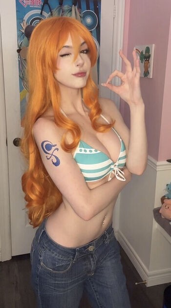 Full leaked Emiki page private photo
