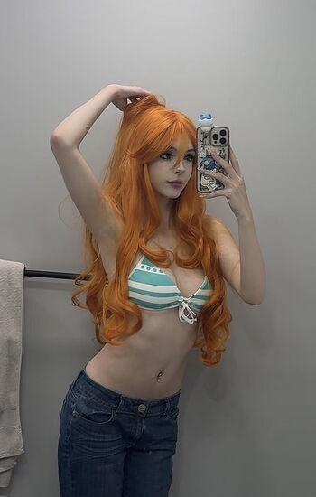 Full leaked Emiki page private photo