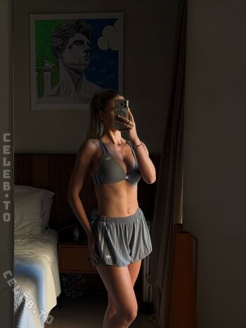Full leaked Emilia bte private photo
