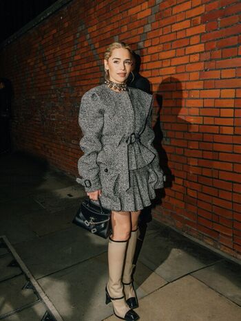 Full leaked Emilia clarke private photo