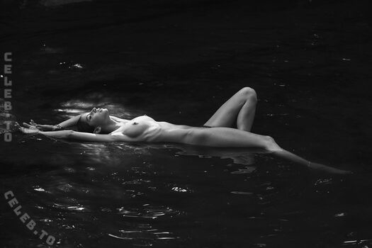 Full leaked Emilie payet private photo
