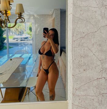 Emilly Castro 