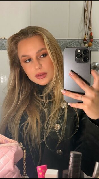 Full leaked Emilly schellmann private photo