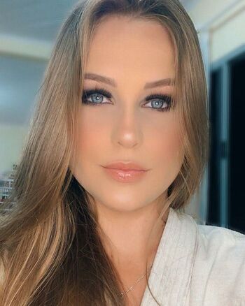 Full leaked Emilly schellmann private photo