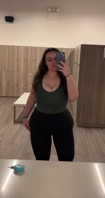 Full leaked Emily  page private photo