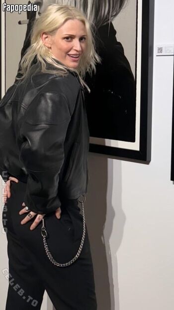 Full leaked Emily armstrong private photo