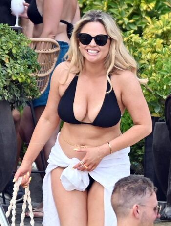 Full leaked Emily atack private photo