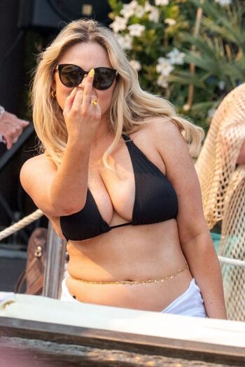 Full leaked Emily atack private photo