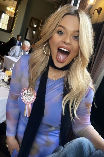 Full leaked Emily atack private photo