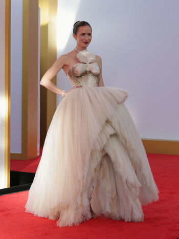 Full leaked Emily blunt page private photo