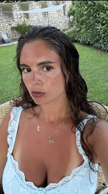 Full leaked Emily bonani private photo