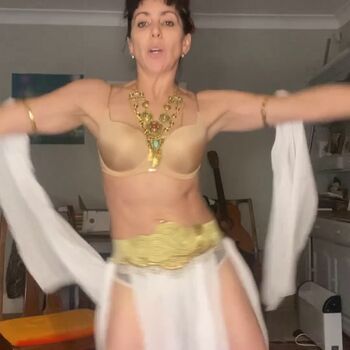 Full leaked Emily booth private photo