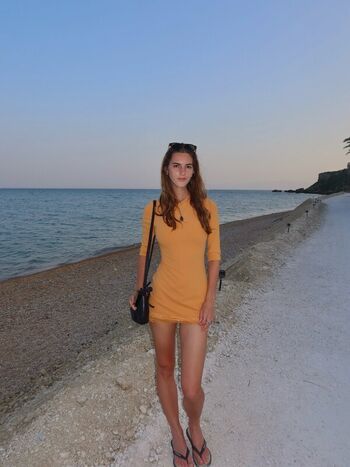 Full leaked Emily feld private photo