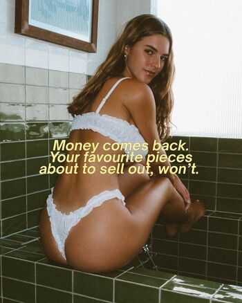 Full leaked Emily feld private photo