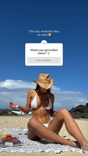 Full leaked Emily feld page private photo