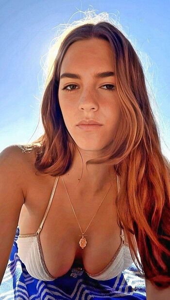 Full leaked Emily feld  page private photo