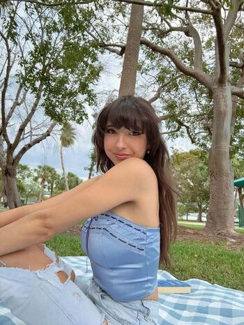 Full leaked Emily gabrielle private photo