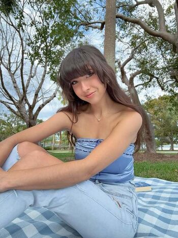 Full leaked Emily gabrielle private photo