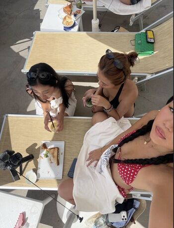Full leaked Emily ha page private photo