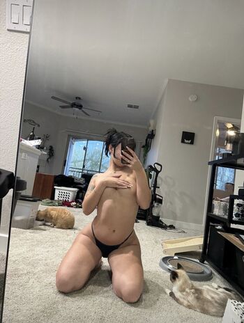 Full leaked Emily icx page private onlyfans photo