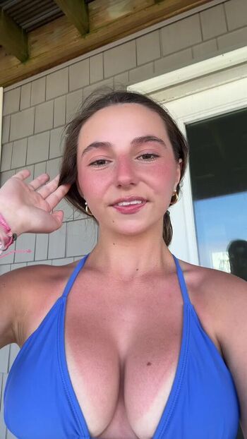 Full leaked Emily newton private photo