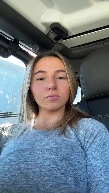 Full leaked Emily newton private photo