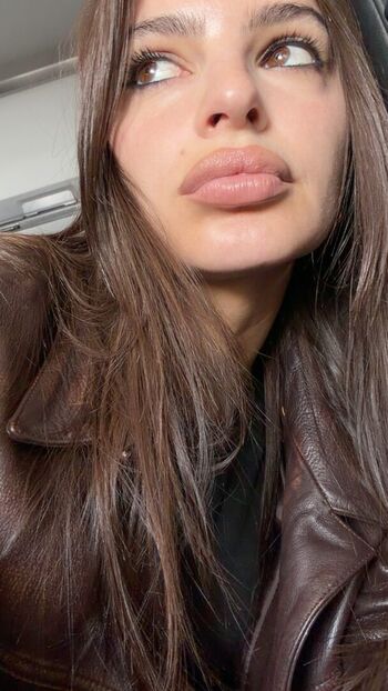 Full leaked Emily ratajkowski  page private onlyfans photo