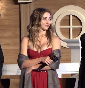 Full leaked Emily rudd private photo