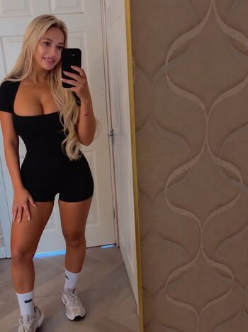Full leaked Emily titmarsh private photo