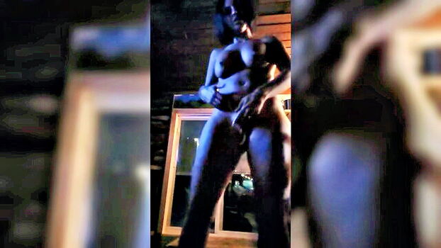 Full leaked Emily venus private photo