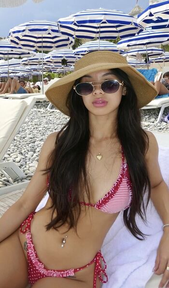 Full leaked Emilyannlau private photo