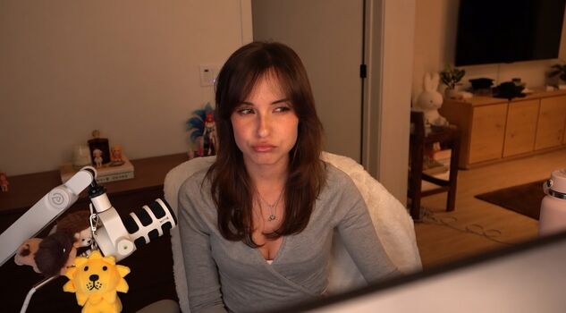 Full leaked Emilydaniellam private photo