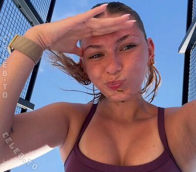Full leaked Emilylior private photo
