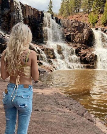 Full leaked Emilymichellejohnson private photo