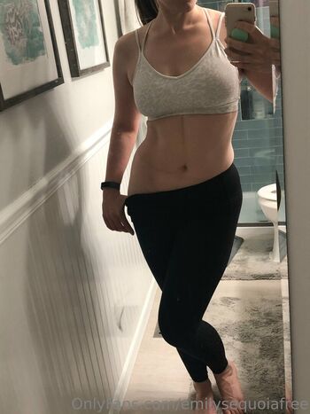 Full leaked Emilysequoiafree private photo