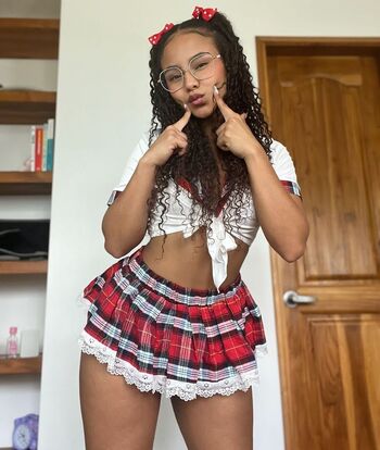Full leaked Emilyssworld private photo