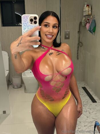 Full leaked Emilyy wild private photo