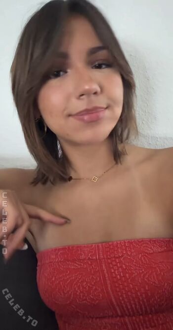 Full leaked Emilyynl private photo