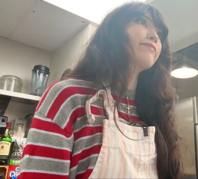 Full leaked Emiru page private photo