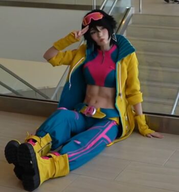 Full leaked Emiru private photo