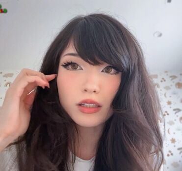Full leaked Emiru  page private photo