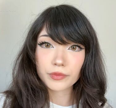 Full leaked Emiru  page private photo