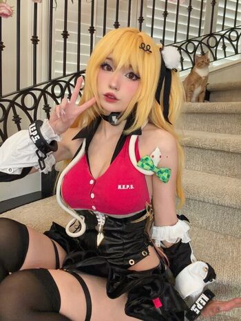 Full leaked Emiru  page private photo
