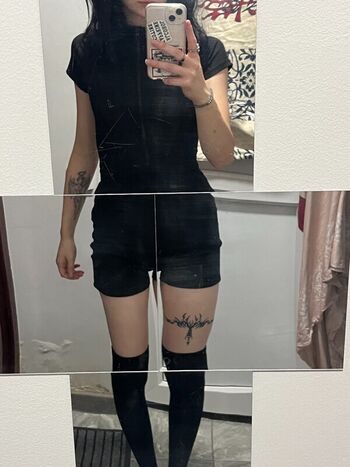 Full leaked Emitease private photo